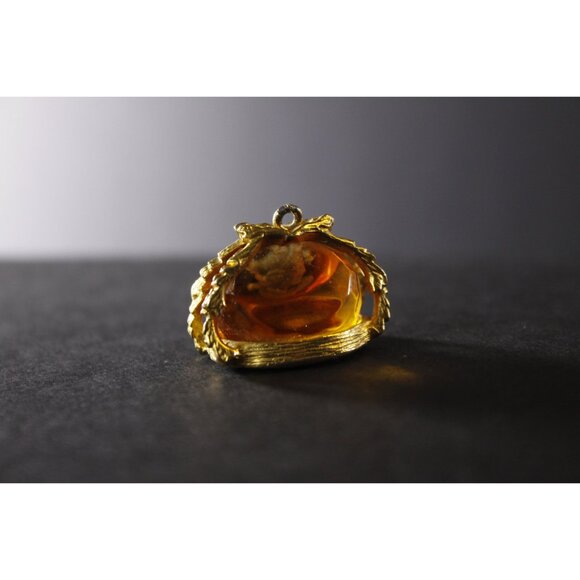 Vintage yellow glass Medusa intaglio fob, gentlemans watch fob - Picture 9 of 9